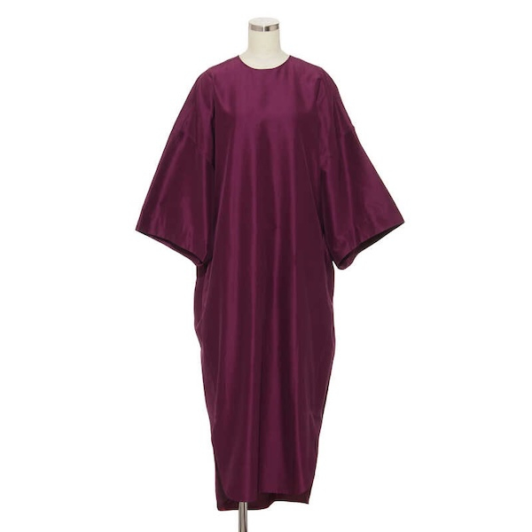 クルーネックショートスリーブワンピース