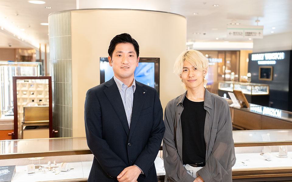 一生もののジュエリーとの出会いを演出する仕事。