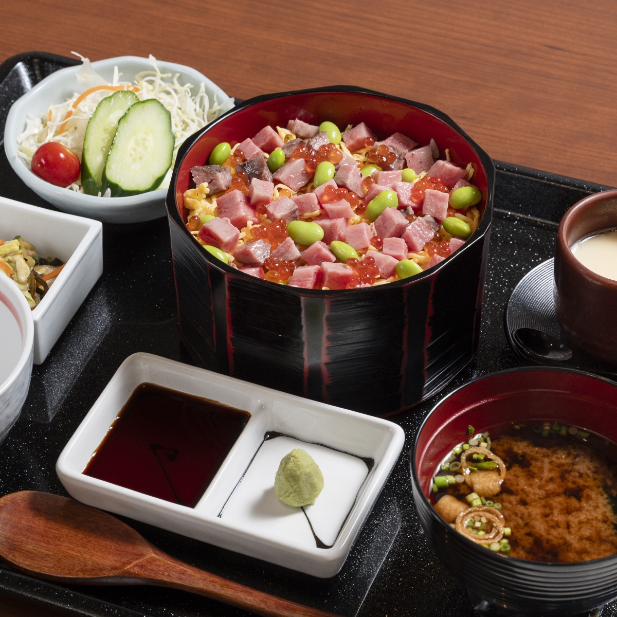 〈お肉膳スギモト〉