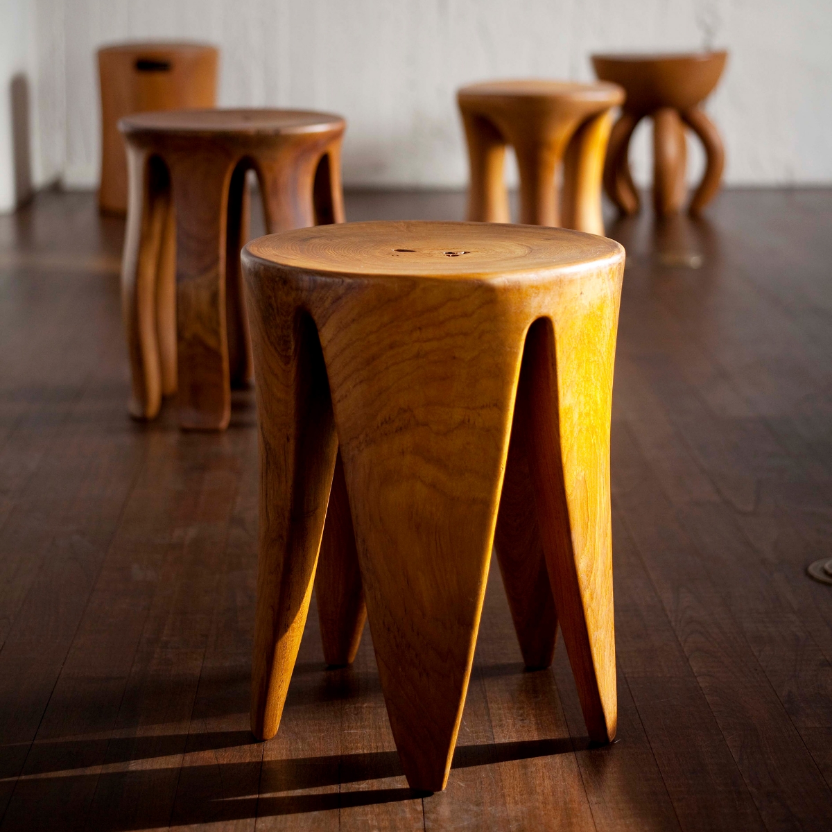 〈ヨーガンレール＋ババグーリ〉