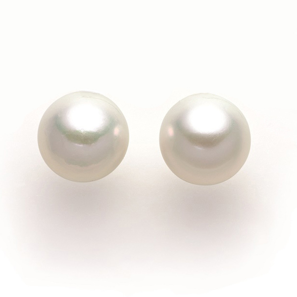 白蝶パールピアス